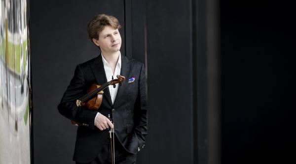 adrien perruchon la pupitrul orchestrei nationale radio mendelssohn wieniawski si schubert in program