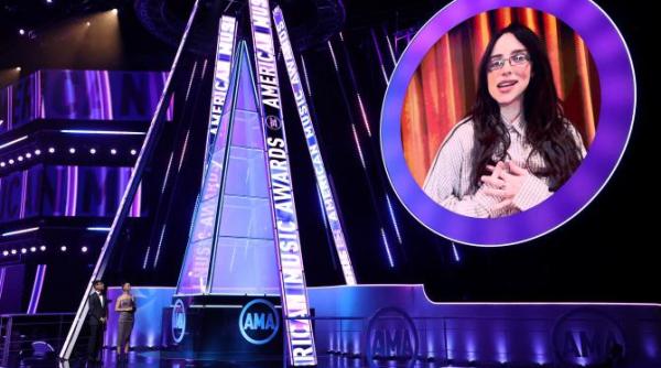 billie eilish a fost desemnata artistul anului la american music awards