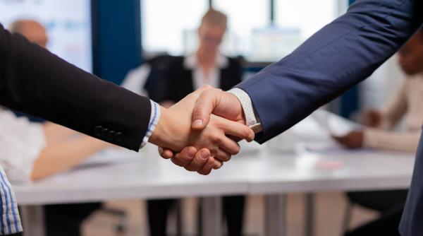 cea mai buna varianta de guvern pe cine prefera romanii premier sondaj de ultima ora favoritul diasporei