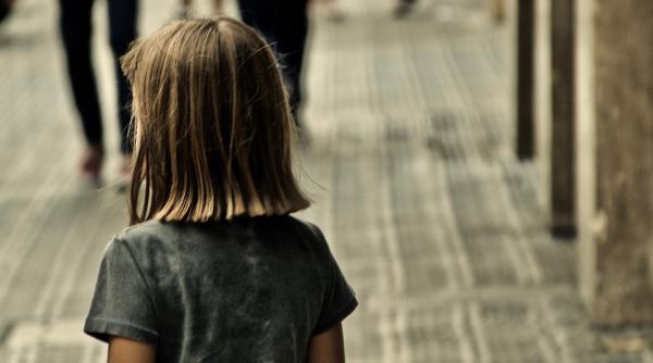 ce a patit o mama care si a vandut fiica de 6 ani pentru 1 100 de dolari