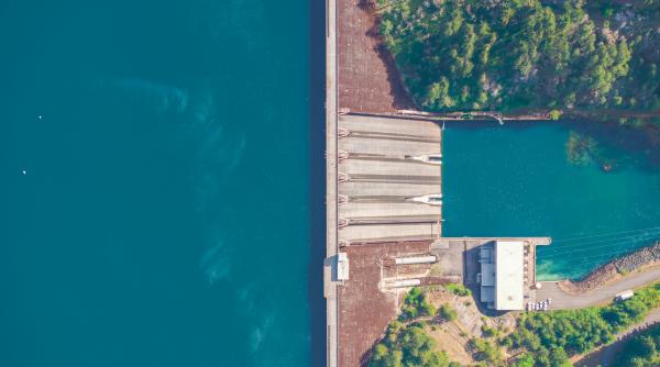 hidrocentrala rastolita blocata in instanta de 2 3 ong uri de mediu pierderi de sute de milioane de euro pentru statul roman