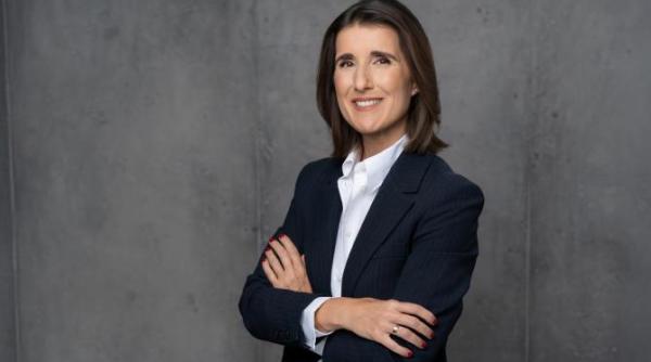 carmina fust a fost numita director general al philip morris romania