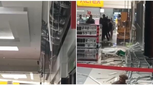 panica intr un mall din romania clienti speriati dupa ce s a prabusit o bucata de tavan