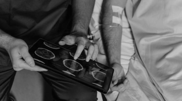 te simti bine dar ai cancer de plamani de ce lipsa simptomelor nu inseamna sanatate boala poate fi silentioasa si fatala video