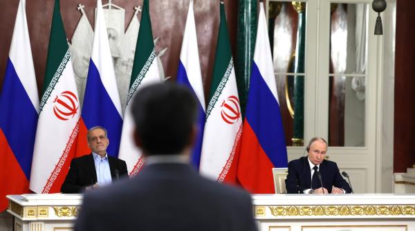 vladimir putin sare in apararea iranului si condamna atacurile israeliene brusc si a amintit ca exista si mijloace exclusiv politice si diplomatice