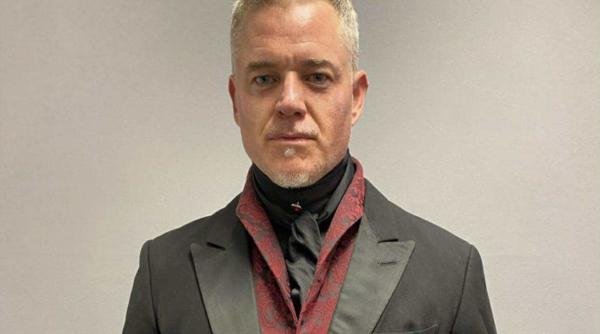 eric dane anunta ca si a pierdut controlul asupra bratului drept boala de care sufera actorul