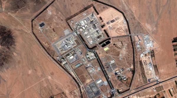 reactorul iranian cu apa grea de la arak avariat in urma unei lovituri aeriene israeliene aiea confirma daunele