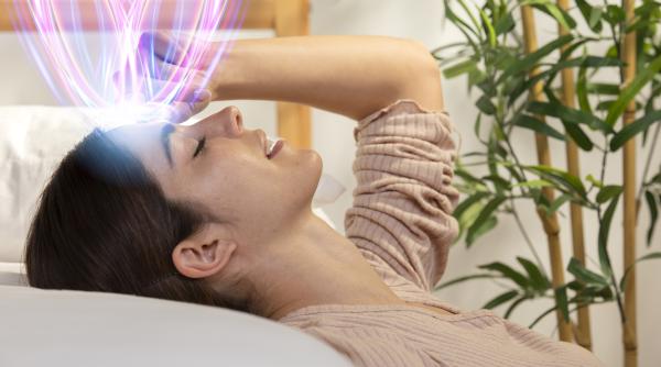  hipnoza e suspendarea neincrederii cum ajuta subconstientul in lupta cu anxietatea si depresia