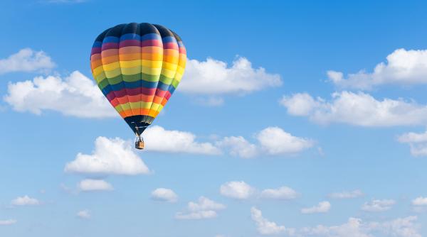 cel putin opt morti dupa ce un balon cu aer cald a luat foc si s a prabusit in brazilia