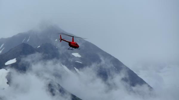 sfarsit cumplit pentru o turista in alpii austrieci a cazut 280 de metri in gol in timpul unei drumetii