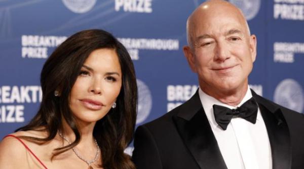 miliardarul bezos si logodnica sa au ajuns in venetia ultimele pregatiri pentru nunta secolului