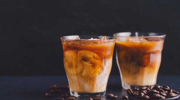 greseala banala pe care o facem vara cand bem cafea un expert dezvaluie cateva trucuri