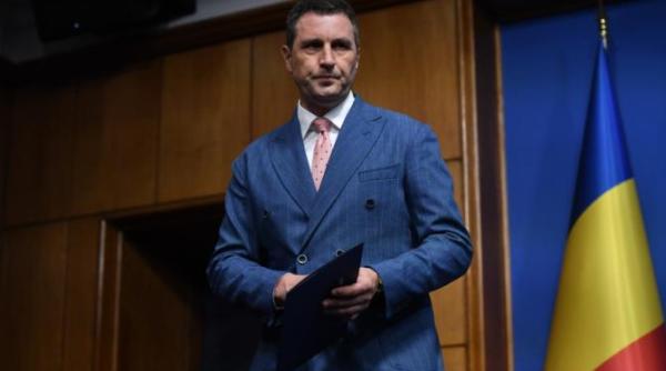 romania continua sa se imprumute ministerul finantelor a luat joi aproape trei miliarde lei de la banci