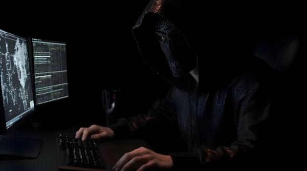 frauda informatica la scara globala reteaua de sute de escroci avea call center uri in romania