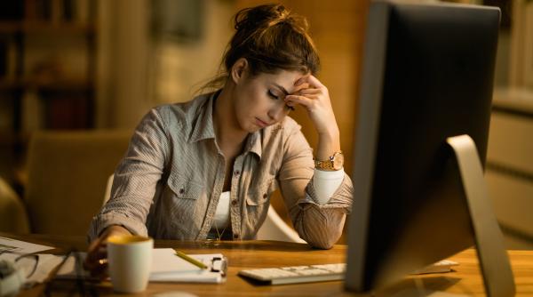 ore suplimentare de munca dar fara bani o realitate pentru zeci de mii de tineri