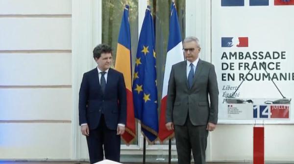 presedintele nicusor dan la receptia oferita de ambasada frantei de ziua nationala video