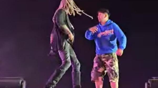 controversa cu selly dupa ce rapperul american destroy lonely l a convins pe un pusti sa se arunce de pe scena video