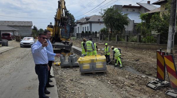 corneliu stefan pe santierele de modernizare ale localitatilor dambovitene