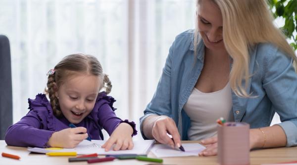 beneficiile activitatilor artistice pentru copii si adulti