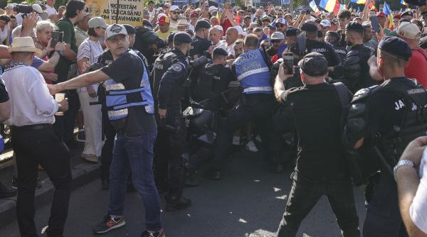 sase dosare penale in urma protestelor din piata victoriei si de pe autostrada a1