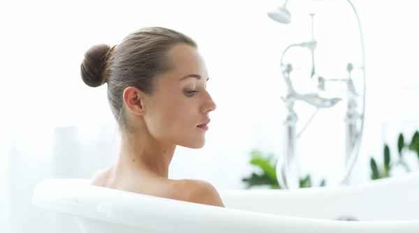 cea mai mare greseala pe care oamenii o pot face in dus potrivit dermatologilor