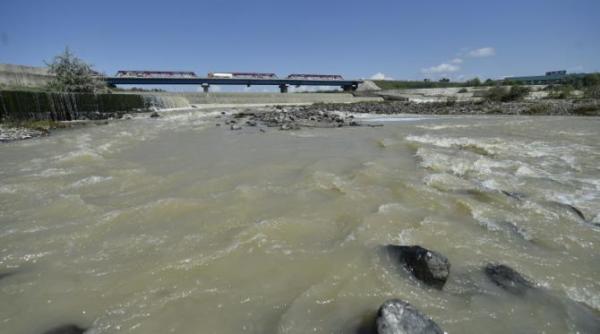 apele romane precizari privind rezervele de apa la nivel national recomandari de consum in contextul secetei