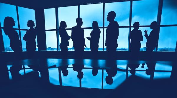 tara unde angajatii sunt hotarati sa lucreze cel mult opt ore pe zi