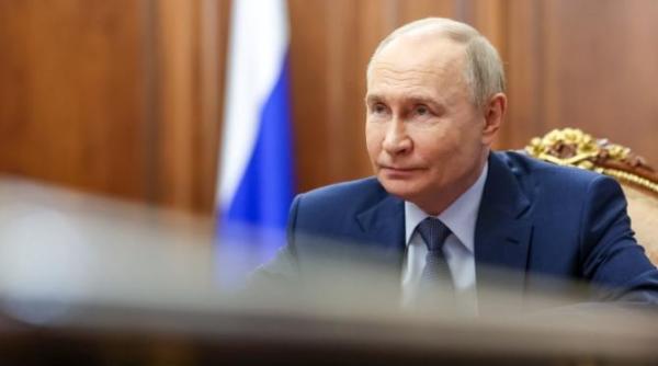 tara care poate fi preluata de rusia fara sa traga un foc chirieac mai departe nu cred ca vor merge rusii dar atentie