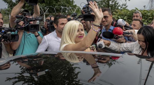 ti se face pielea de gaina cum a reactionat fiica elenei udrea cand si a vazut mama video