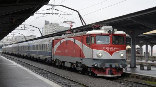 circulatia trenurilor afectata si de canicula si de furtuni