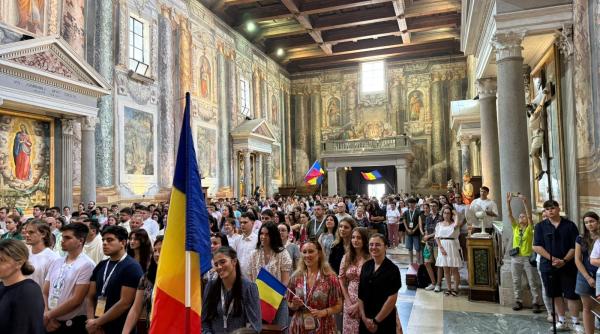 peste 600 de romani la jubileul tinerilor