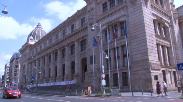muzeul national de istorie uitat de autoritati expozitii la parter ruina la etaj video