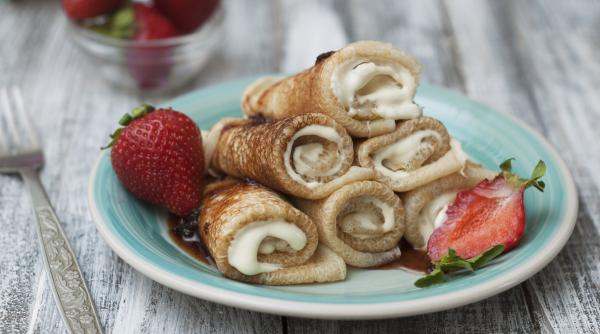 cea mai usoara reteta de clatite gata in 15 minute