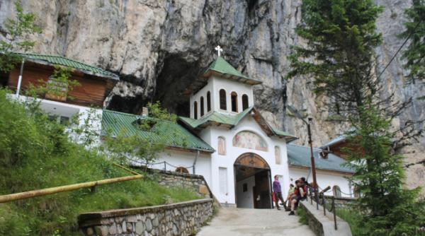 minivacanta de sfanta maria program special la muzeele complexului national muzeal curtea domneasca targoviste