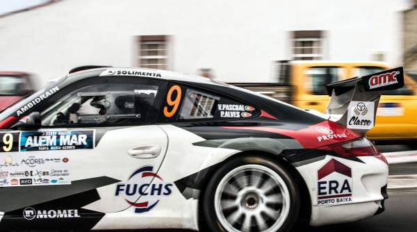 clipe de cosmar la un rally cross din arges o roata desprinsa de la o masina a bagat in spital doi spectatori