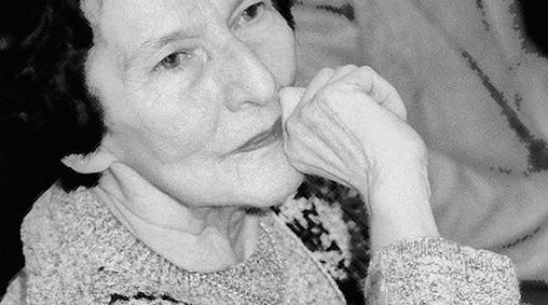 zoe dumitrescu busulenga maica benedicta 105 ani de la nastere