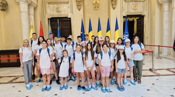 reportaj scoala de limba romana dacia din atena locul unde copiii romanilor redescopera limba si cultura parintilor lor