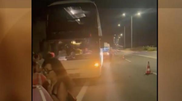 furie in grecia turistii romani revolta dupa ce soferul autocarului a facut infarct la volan si a murit