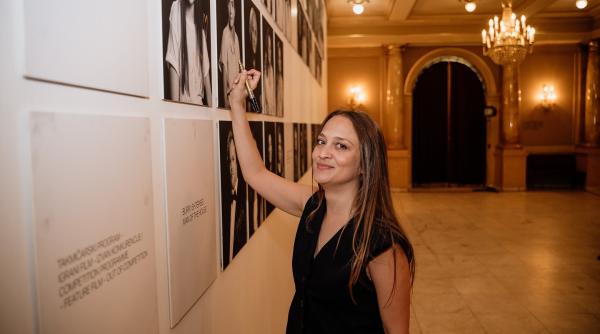 ivana mladenovi castigatoarea premiului pentru regie la festivalul international de film de la sarajevo pentru lungmetrajul romanesc sorella di clausura