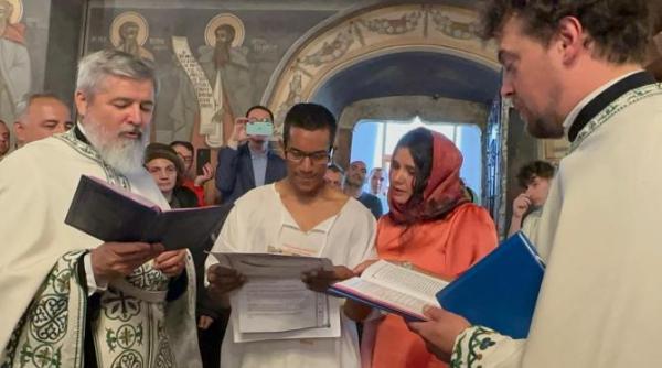 adevarata fata a romanilor aratata de parintele vasile ioana lectia pe care un srilankez venit la munca in tara noastra nu o va uita niciodata galerie foto