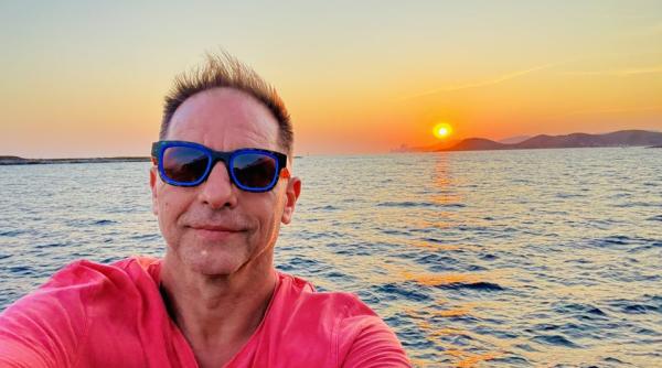 dan negru critici dure pentru festivalul mamaia in anii 80 90 era untold sau beach please de azi