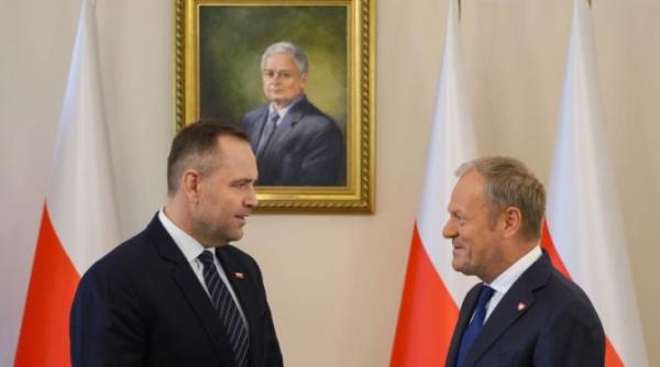 guvernul lui donald tusk foc si para pe karol nawrocki decizia de a nu mai sustine ucrainenii submineaza stabilitatea economiei