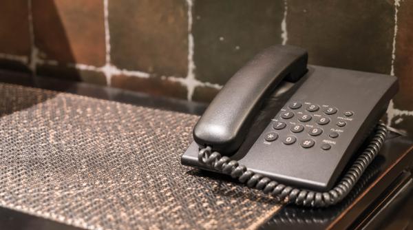 totul e picat intr un stat din sua de la site uri la linii telefonice