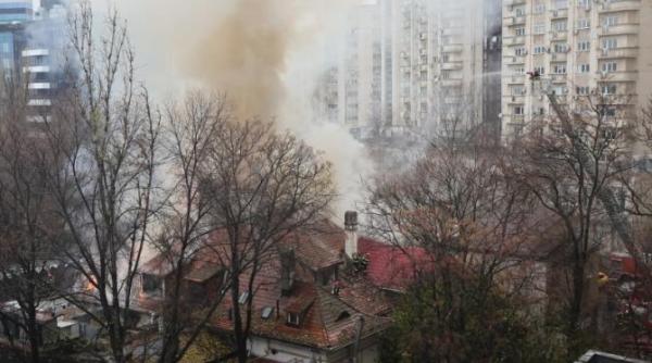 lucruri mai putin stiute despre restaurantul marul de aur care a ars joi ce se intampla in celebrul loc de pe calea victoriei