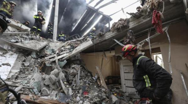 rusii au atacat cladirea delegatiei europene din ucraina reactii de la varful uniunii europene