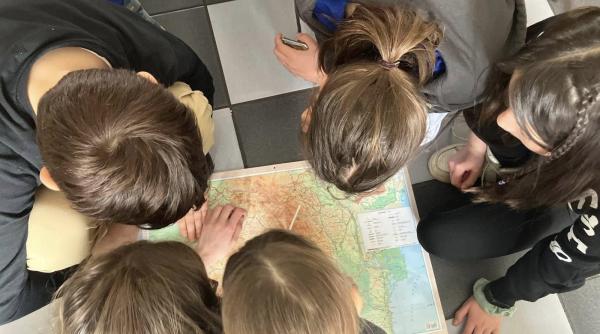 scoala romaneasca din haga unde identitatea romaneasca prinde radacini in diaspora