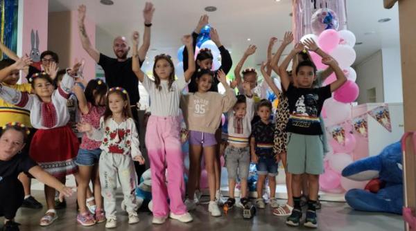 departe de casa dar aproape de graiul stramosesc cum au sarbatorit romanii din spania ziua limbii romane