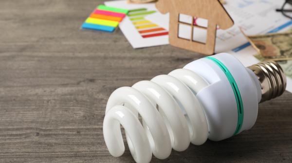 planurile ppc pentru energie electrica digitalizare sustenabilitate si oferte care aduc mai multi bani in buzunarul clientilor video