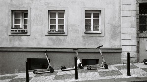 accident mortal cu trotineta parlamentarii nu inaspresc legea din cauza tinerilor frumosi si liberi