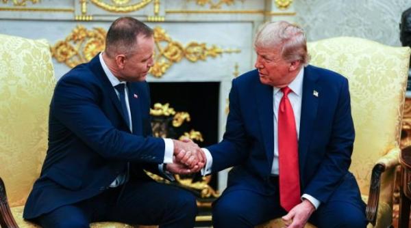 trump si nawrocki fata in fata la casa alba suntem alaturi de polonia pe deplin putem sa punem mai multe trupe acolo